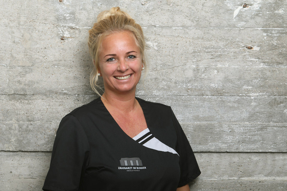 Zahnarzt Krefeld – Dr. Johannes Boldt – Team – Jasmin Mester